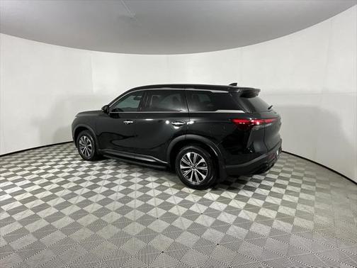 2022 INFINITI QX60 Pure