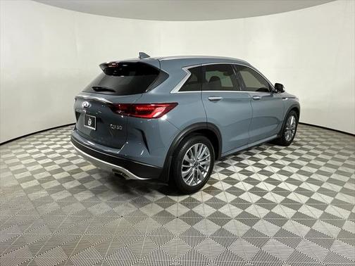 2023 INFINITI QX50 LUXE