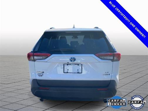 2021 Toyota RAV4 LE