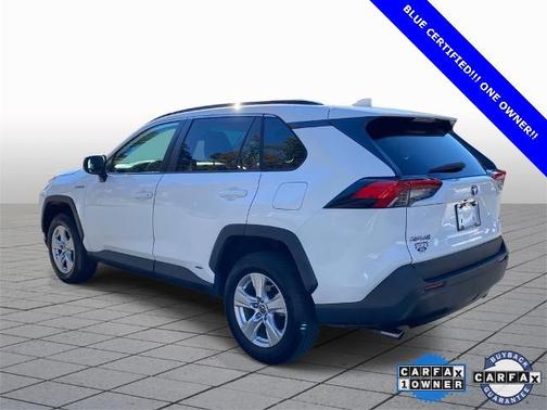 2021 Toyota RAV4 LE