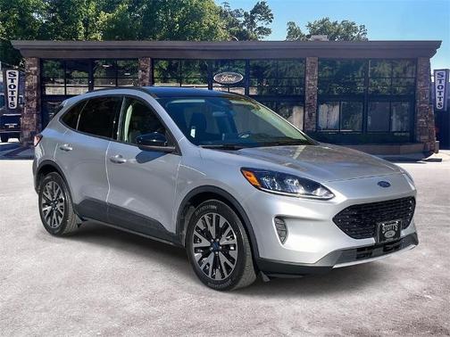 2020 Ford Escape SE SPORT