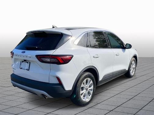 OXFORD WHITE 2023 Ford Escape ACTIVE