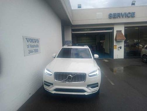 2024 Volvo XC90 B6 Ultimate Bright 7-Seater
