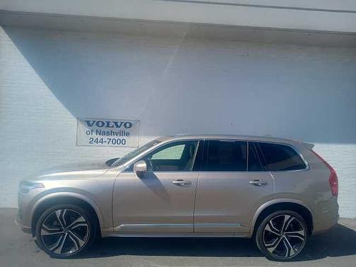 2024 Volvo XC90 B6 Ultimate Bright 7-Seater