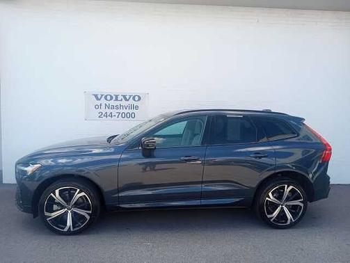 2023 Volvo XC60 B6 AWD Ultimate Dark