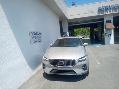 2022 Volvo XC60 B5 FWD Inscription