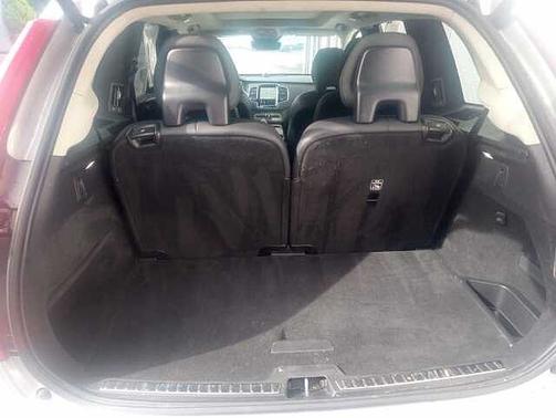 Silver Dawn 2023 Volvo XC90 B6 AWD Ultimate 6-Seater