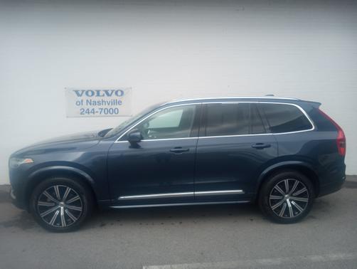 2025 Volvo XC90 B5 Core