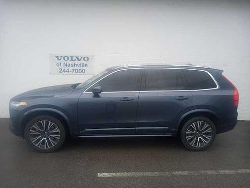 2022 Volvo XC90 T5 FWD Momentum 7 Seater