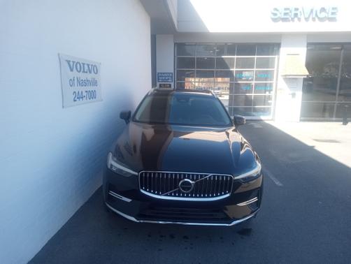 2022 Volvo XC60 Recharge Plug-In Hybrid eAWD Inscription
