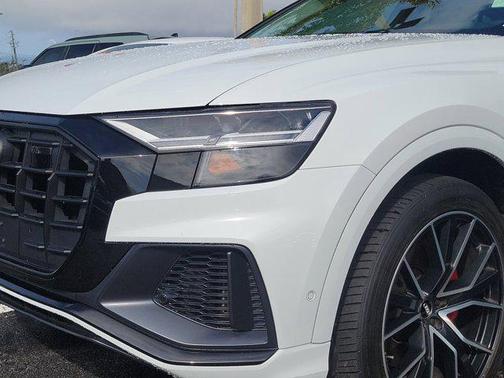 2020 Audi Q8 55 Premium Plus