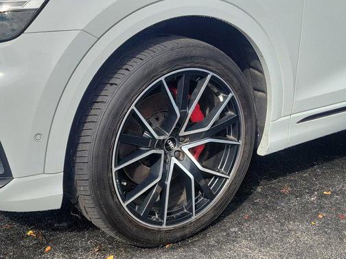 2020 Audi Q8 55 Premium Plus