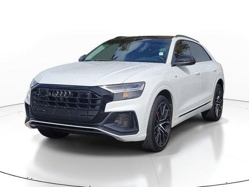 2020 Audi Q8 55 Premium Plus