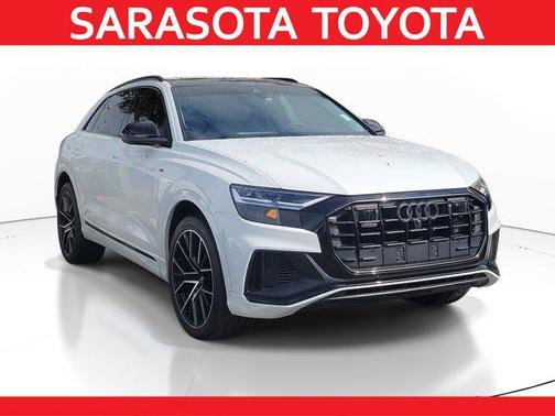 2020 Audi Q8 55 Premium Plus