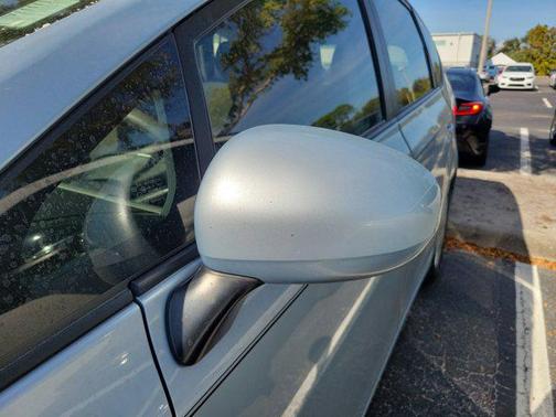 2012 Toyota Prius v Two