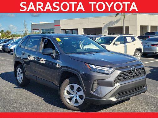 2025 Toyota RAV4 LE