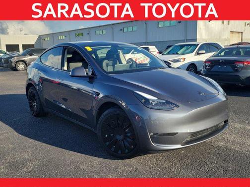 2023 Tesla Model Y Long Range Dual Motor All-Wheel Drive
