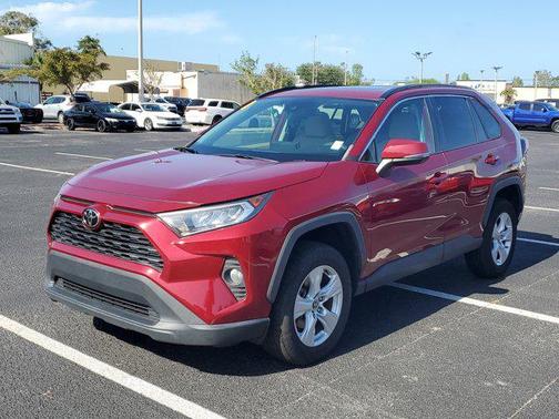 2021 Toyota RAV4 XLE