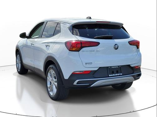 Summit White 2022 Buick Encore GX Preferred