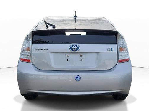 2010 Toyota Prius One