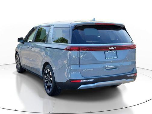 Ceramic Silver 2024 Kia Carnival EX