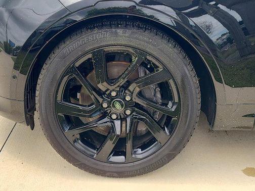 2023 Land Rover Discovery P360 HSE R-Dynamic