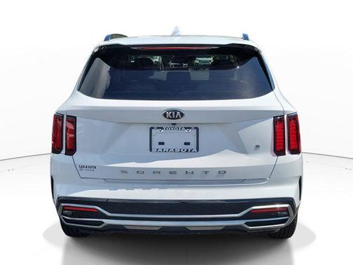 2021 Kia Sorento S