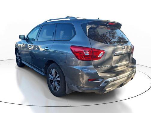 2018 Nissan Pathfinder S