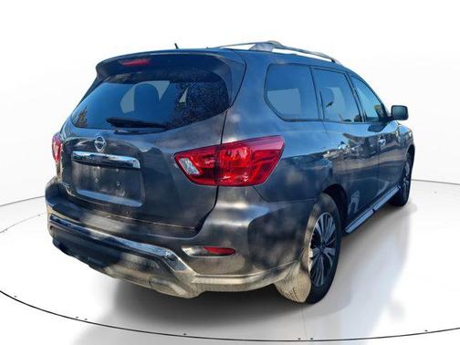 2018 Nissan Pathfinder S