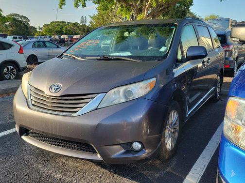 2014 Toyota Sienna Limited