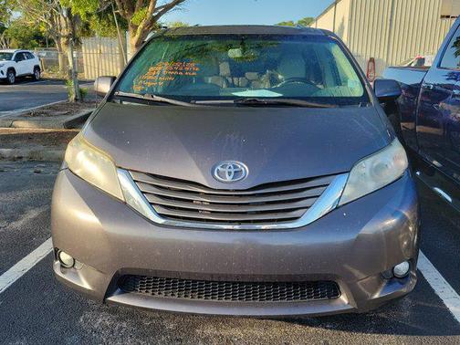 2014 Toyota Sienna Limited