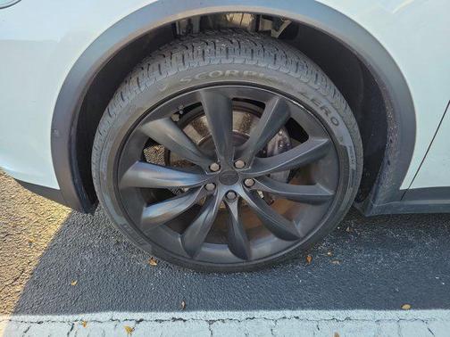 2019 Tesla Model X Long Range