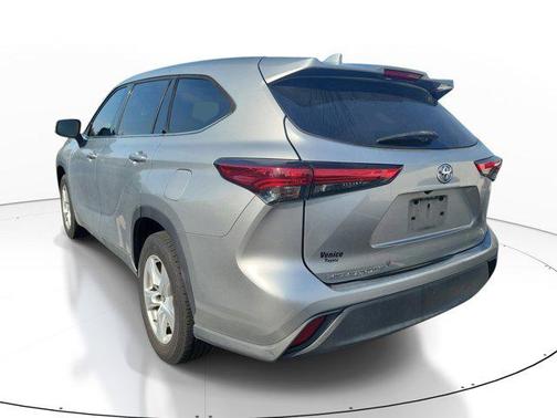 Celestial Silver Metallic 2021 Toyota Highlander L