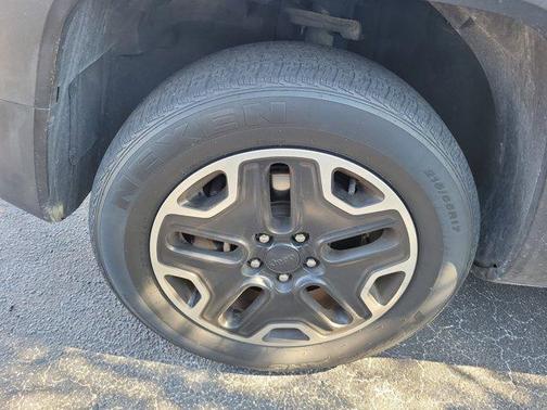 2016 Jeep Renegade Trailhawk