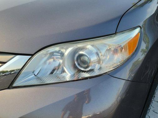 2013 Toyota Sienna XLE