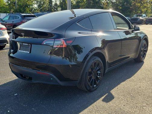 2021 Tesla Model Y Long Range Dual Motor All-Wheel Drive
