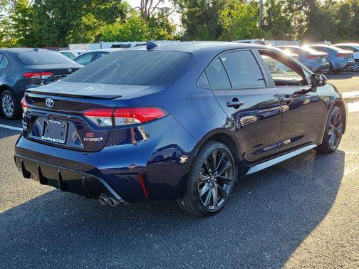 2024 Toyota Corolla Hybrid SE