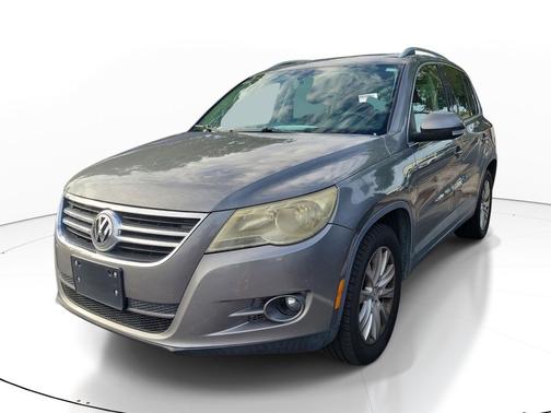 2009 Volkswagen Tiguan Base