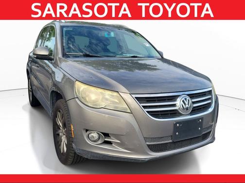 2009 Volkswagen Tiguan Base