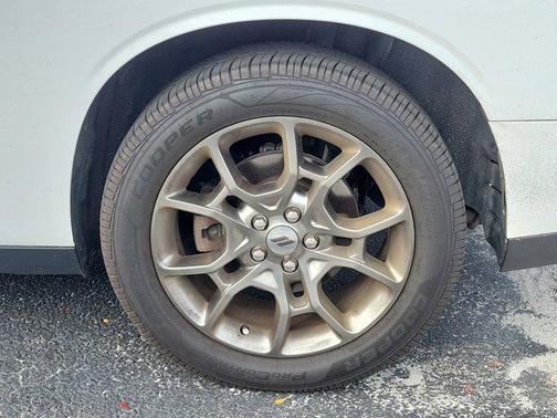 2017 Dodge Challenger GT