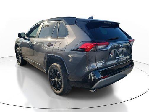 2023 Toyota RAV4 Hybrid SE