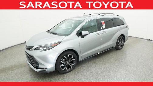 2025 Toyota Sienna Platinum