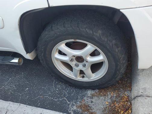 2004 GMC Envoy SLE