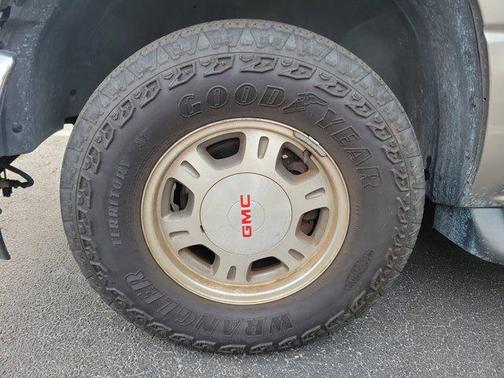 2001 GMC Yukon SLT