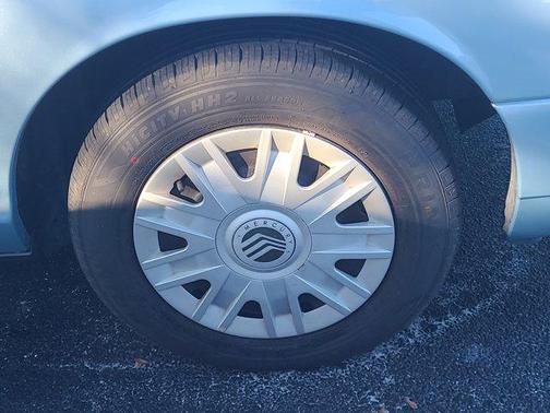 2004 Mercury Grand Marquis GS