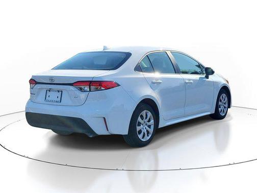 Ice Cap 2024 Toyota Corolla LE