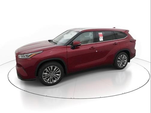 Ruby Flare Pearl [Extra_Cost_Color] 2026 Toyota Highlander Platinum