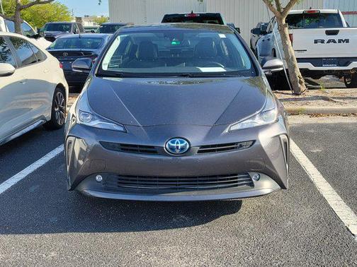 2019 Toyota Prius XLE