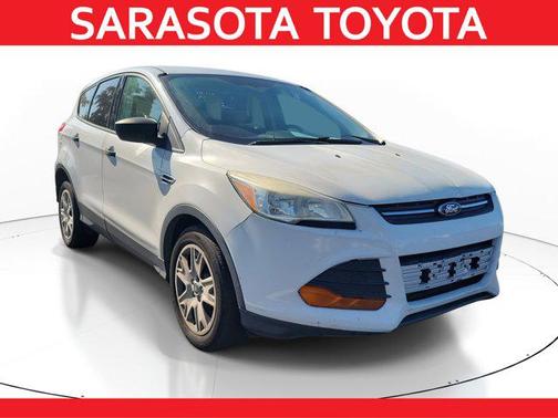 2014 Ford Escape S