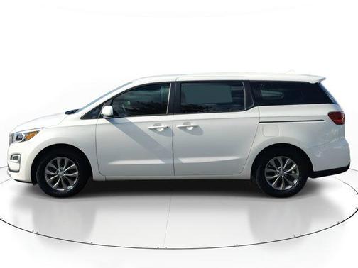 2020 Kia Sedona L